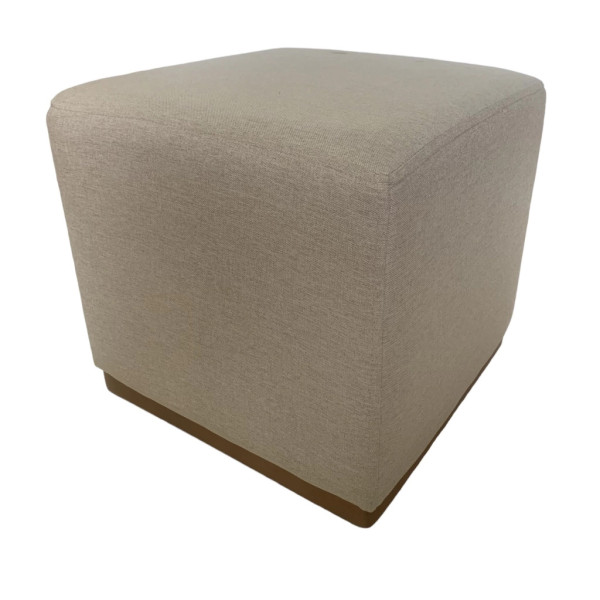 Pouf carré MARGUERITE avec piètement en bois massif et tissu en lin beige