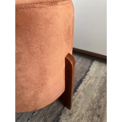 Pouf rond de luxe LOTUS pieds en bois massif et tissu en velours saumon
