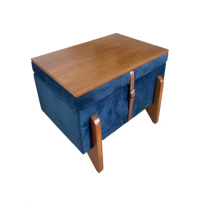 Coffre Pouf table basse Flex ACACIA avec pieds et plateau en bois massif et tissu en velours bleu Coffre Pouf table basse Flex ACACIA avec pieds et plateau en bois massif et tissu en velours bleu
